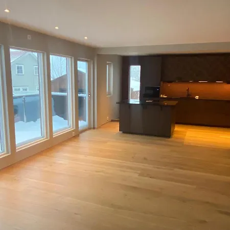 Lovely House On 1 Flat With 2 Terraces Hamar (Hedmark)